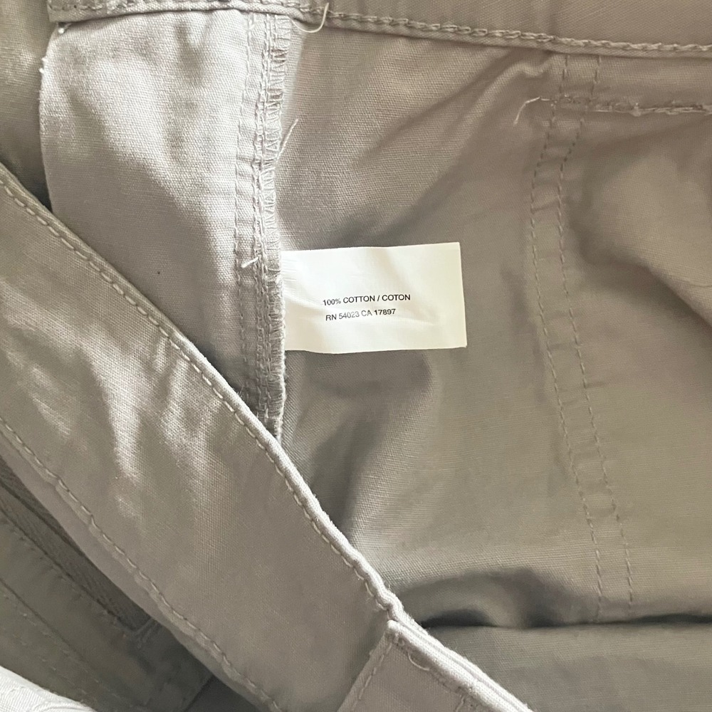NWT Gap Womens Gray Utility Cropped Pants Cotton Cuffed Capri Size 12 - Picture 6 of 6